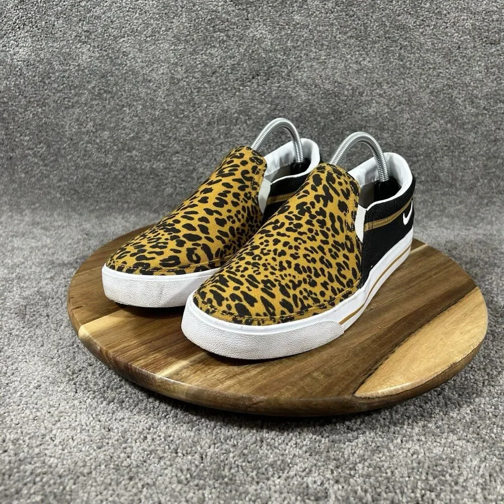 Nike product pair